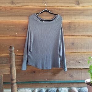 Wishlist Gray Subtle Waffle Pattern Women's Long Sleeve Sweater Blouse